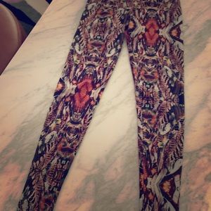 Onzie 🙏🕉Size S yogi pants